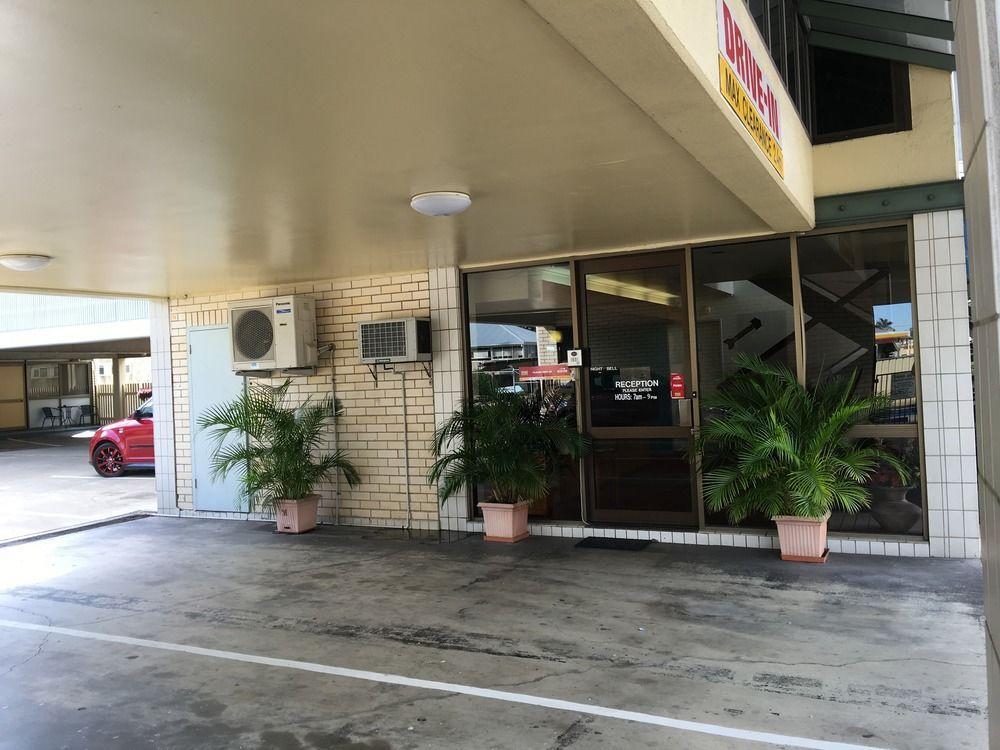 Zed热带休闲汽车旅馆 洛坎普顿 外观 照片